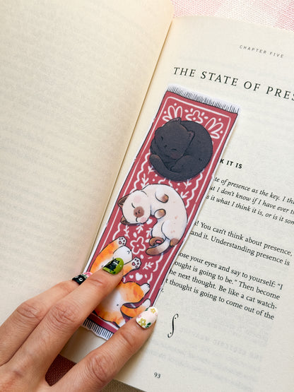 Cats on carpet | Bookmark